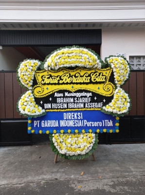 Papan Bunga Duka di Brang Rea